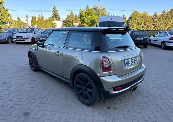 MINI Cooper S cena 29500 przebieg: 173500, rok produkcji 2010 z Piaseczno małe 67